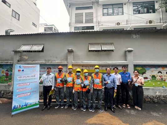 Hút sạch chất thải từ hầm cầu